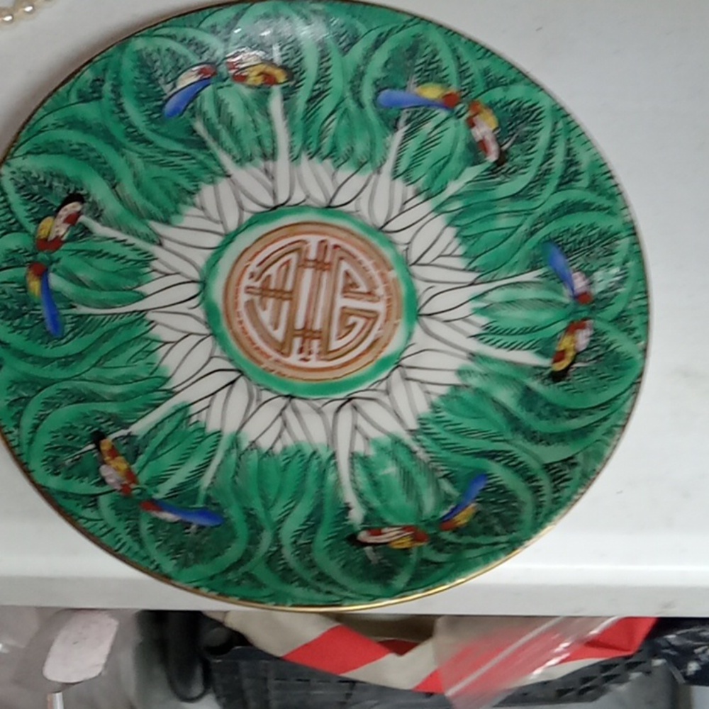 19th Century Chinese Export Porcelain Cabbage Leaf Butterfly Plate